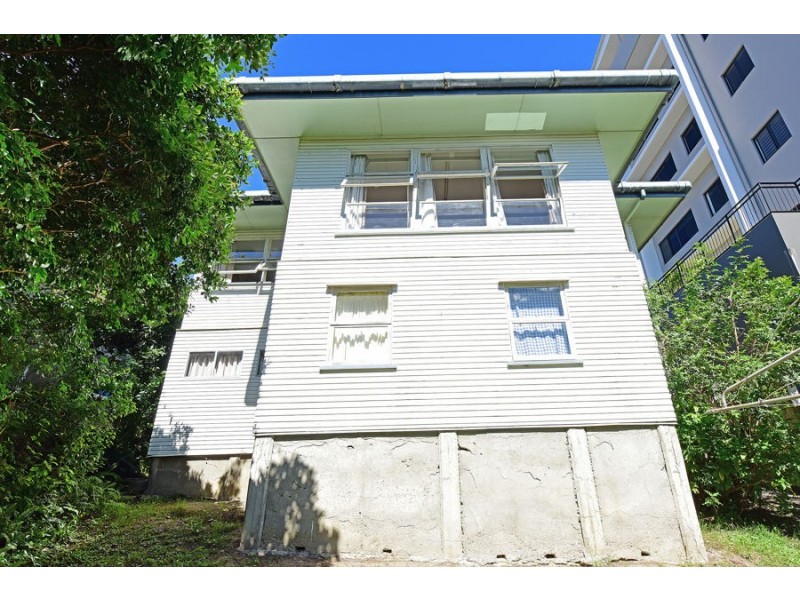 28 Canberra Terrace, Caloundra QLD 4551