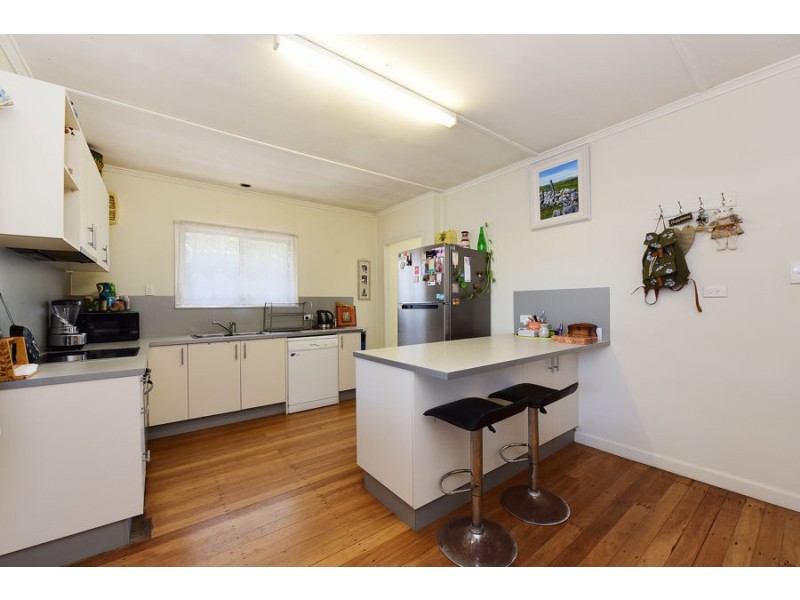 28 Canberra Terrace, Caloundra QLD 4551