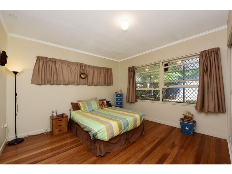 28 Canberra Terrace, Caloundra QLD 4551