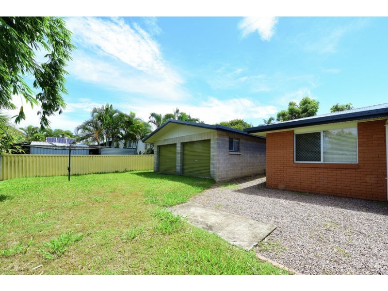 2 Sutherland Street, Dicky Beach QLD 4551
