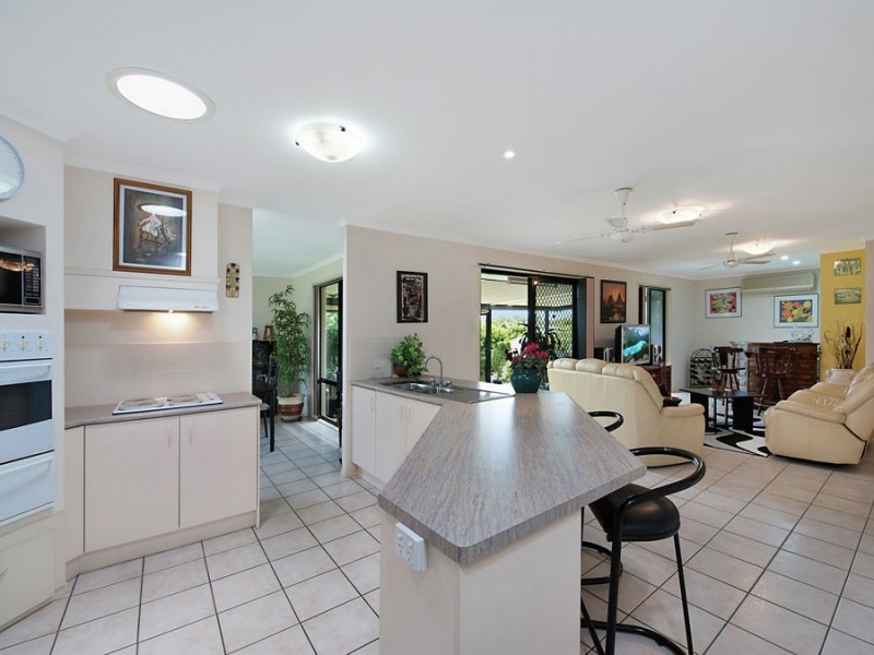 17 Berkley Place, Little Mountain QLD 4551