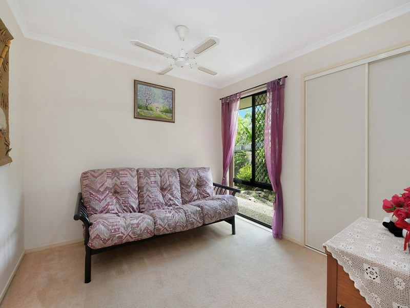 17 Berkley Place, Little Mountain QLD 4551