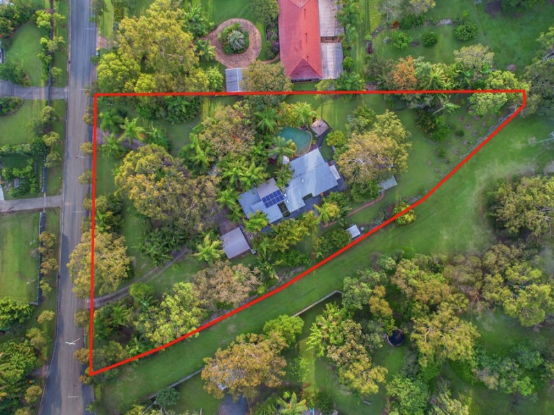 7 Brolga Court, Little Mountain QLD 4551