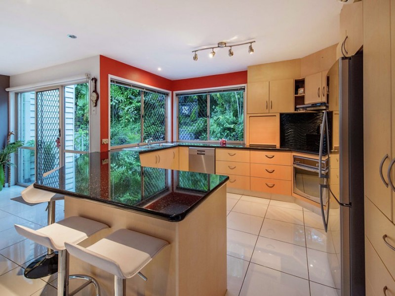 7 Brolga Court, Little Mountain QLD 4551