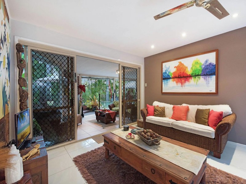 7 Brolga Court, Little Mountain QLD 4551