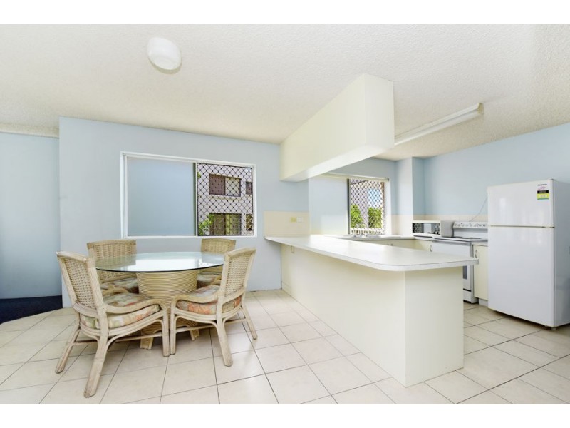 1/64 Edmund Street, Kings Beach QLD 4551