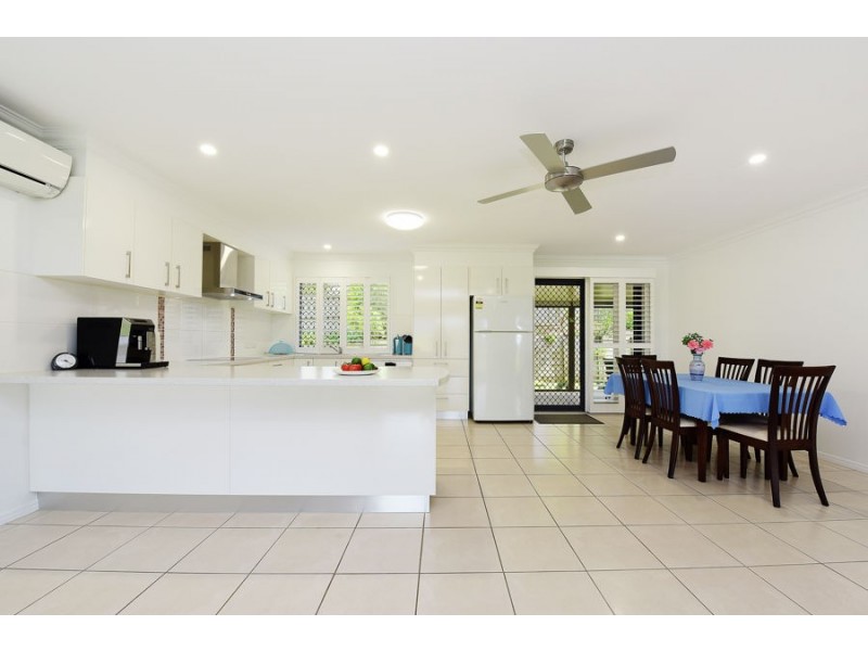 7 Cayenne Court, Glass House Mountains QLD 4518