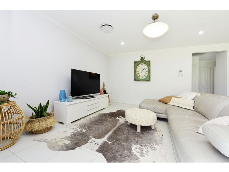 19 Kay Avenue, Bli Bli QLD 4560