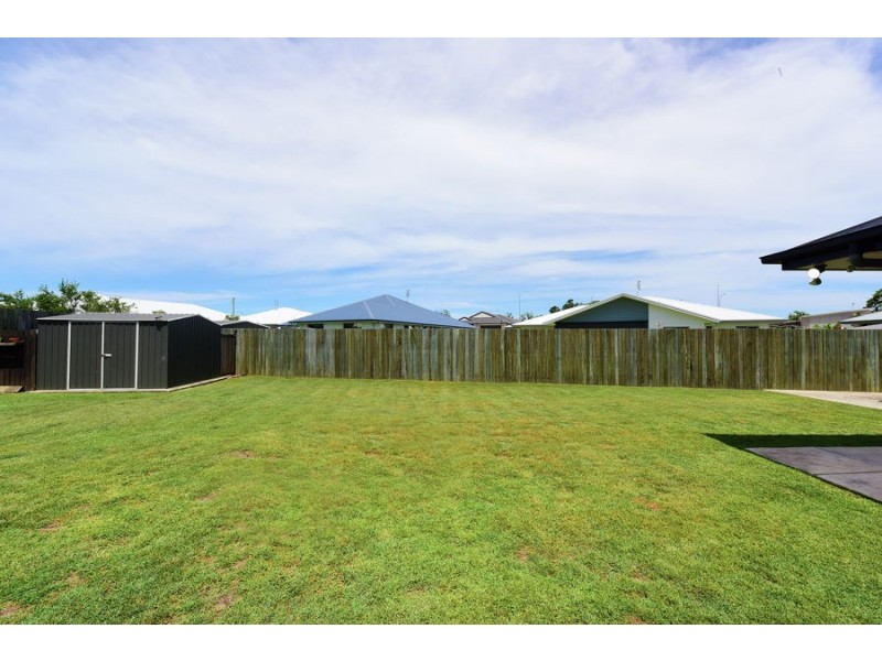 19 Kay Avenue, Bli Bli QLD 4560