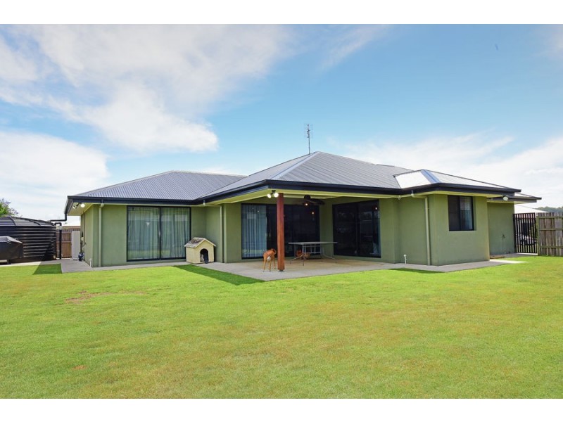 19 Kay Avenue, Bli Bli QLD 4560