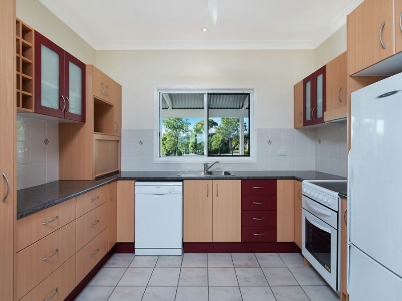 11 Ridgewood Road, Little Mountain QLD 4551