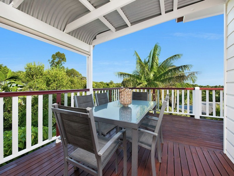 11 Ridgewood Road, Little Mountain QLD 4551