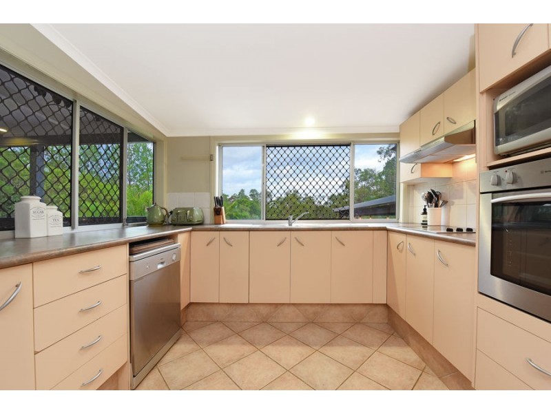 19 Forestry Road, Landsborough QLD 4550