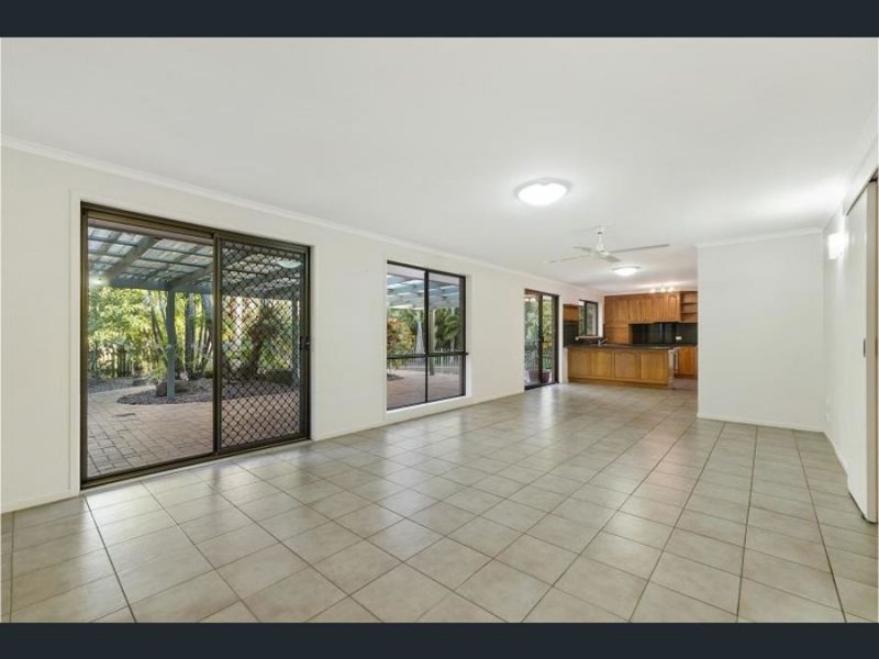 35 Raintree Bvd, Little Mountain QLD 4551