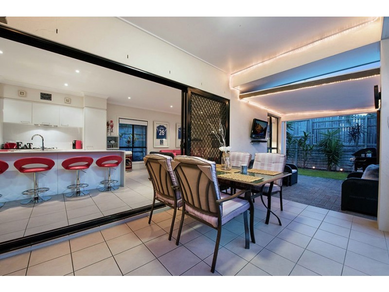 43 Hillview Crescent, Little Mountain QLD 4551