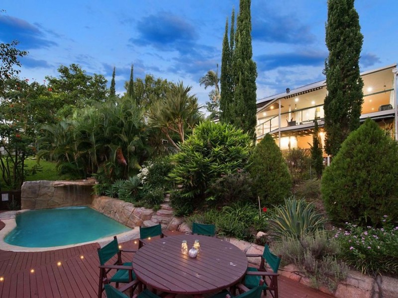 4 Ridgewood Road, Little Mountain QLD 4551