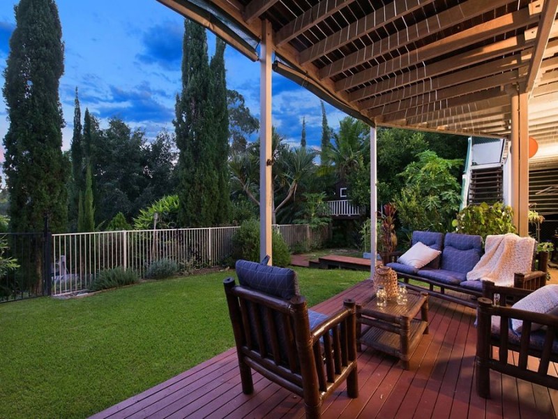 4 Ridgewood Road, Little Mountain QLD 4551