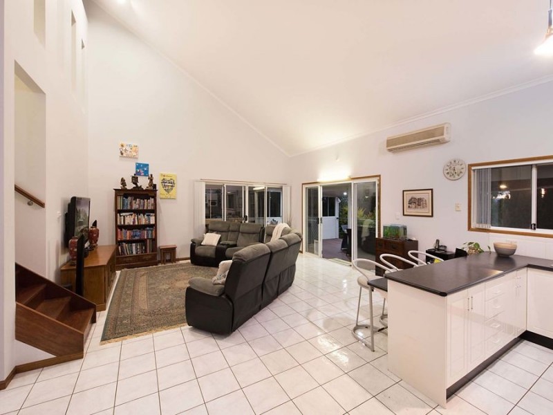 4 Ridgewood Road, Little Mountain QLD 4551