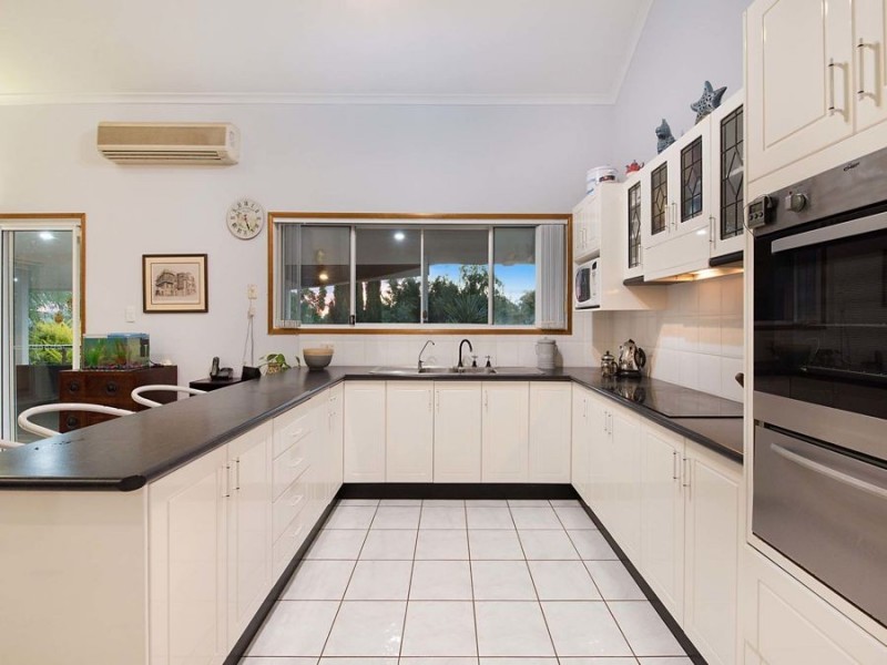 4 Ridgewood Road, Little Mountain QLD 4551