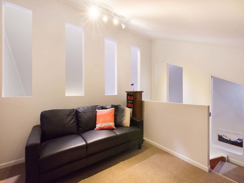 4 Ridgewood Road, Little Mountain QLD 4551