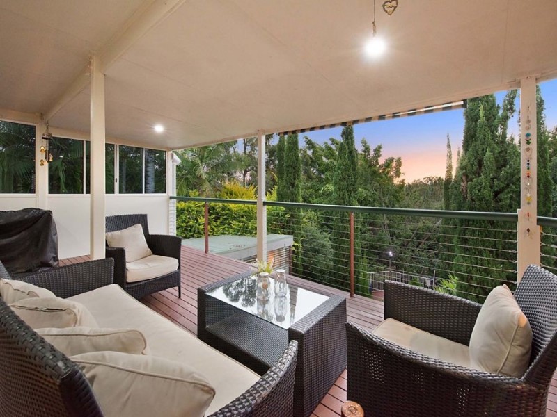 4 Ridgewood Road, Little Mountain QLD 4551