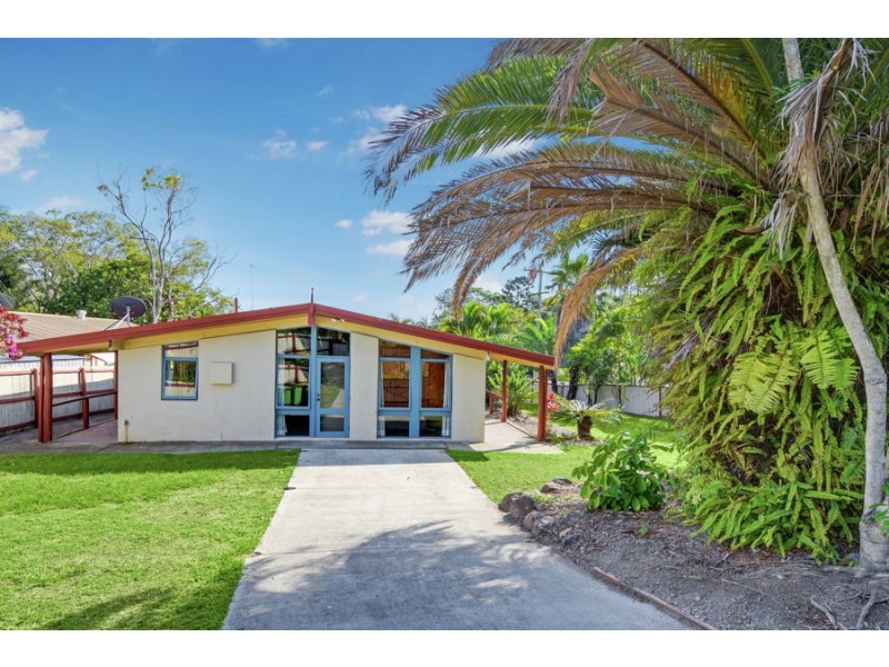 1 Fairlie Crescent, Moffat Beach QLD 4551