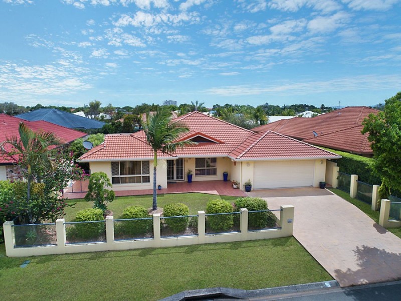 5 Undanbi Place, Pelican Waters QLD 4551