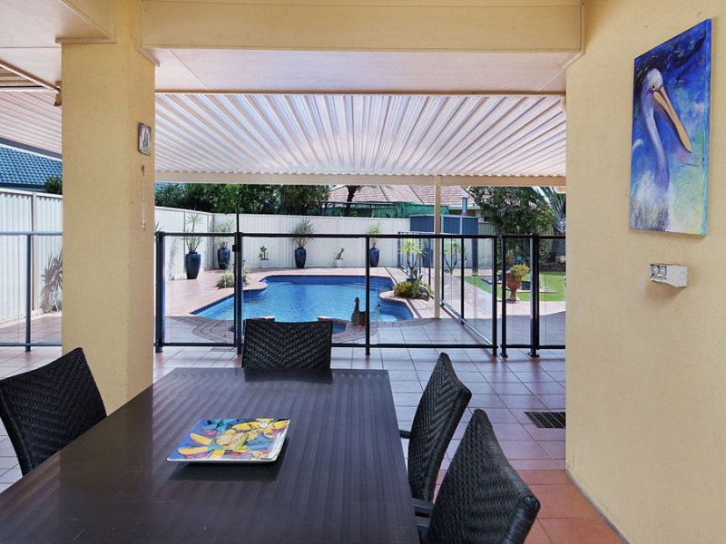 5 Undanbi Place, Pelican Waters QLD 4551