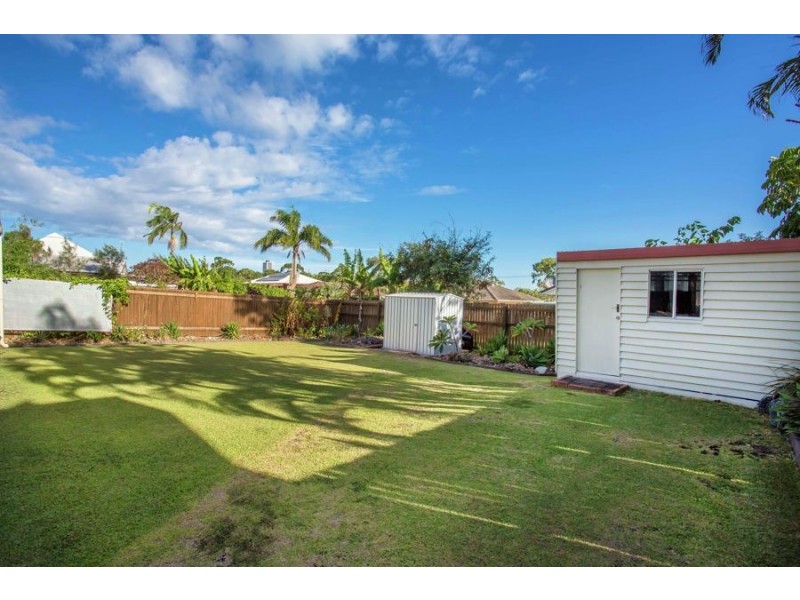 62 Queen Street, Caloundra QLD 4551