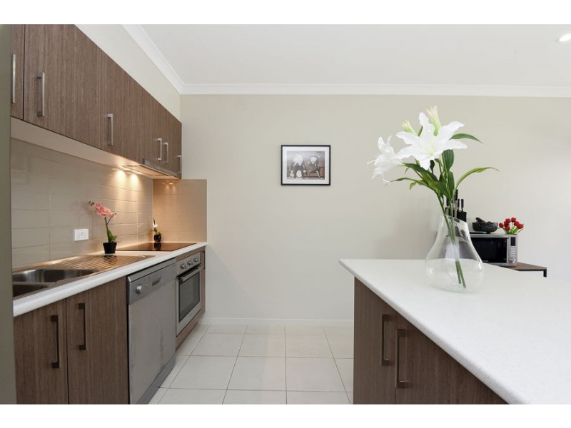 10 Honey Street, Caloundra West QLD 4551
