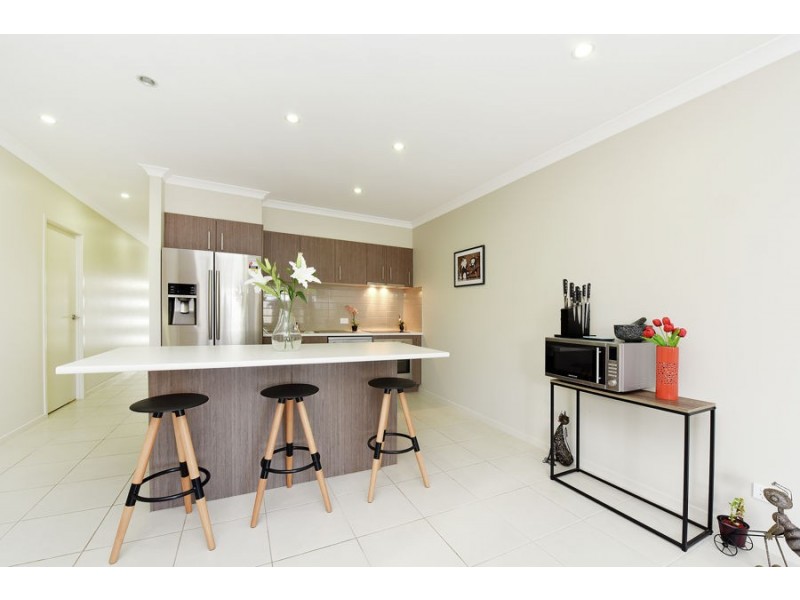 10 Honey Street, Caloundra West QLD 4551