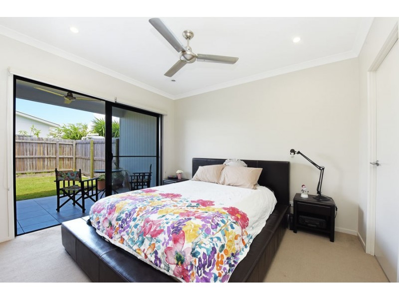 10 Honey Street, Caloundra West QLD 4551