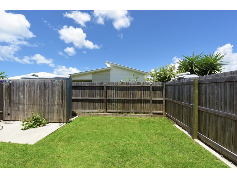 10 Honey Street, Caloundra West QLD 4551