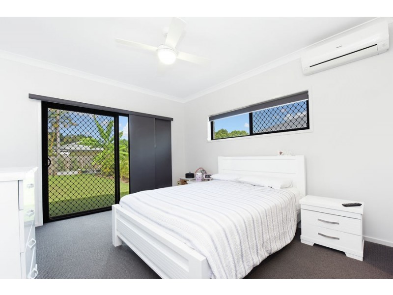 16 Featherwood Crescent, Beerwah QLD 4519
