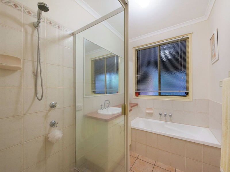 41 Koala Court, Little Mountain QLD 4551