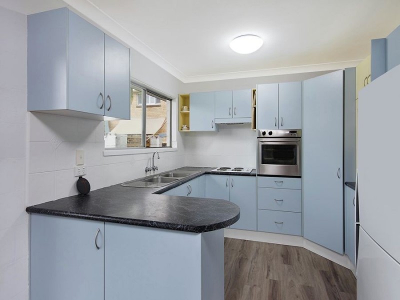 2 Theresa Street, Golden Beach QLD 4551