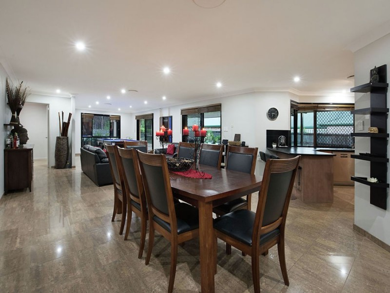 37 Koala Court, Little Mountain QLD 4551