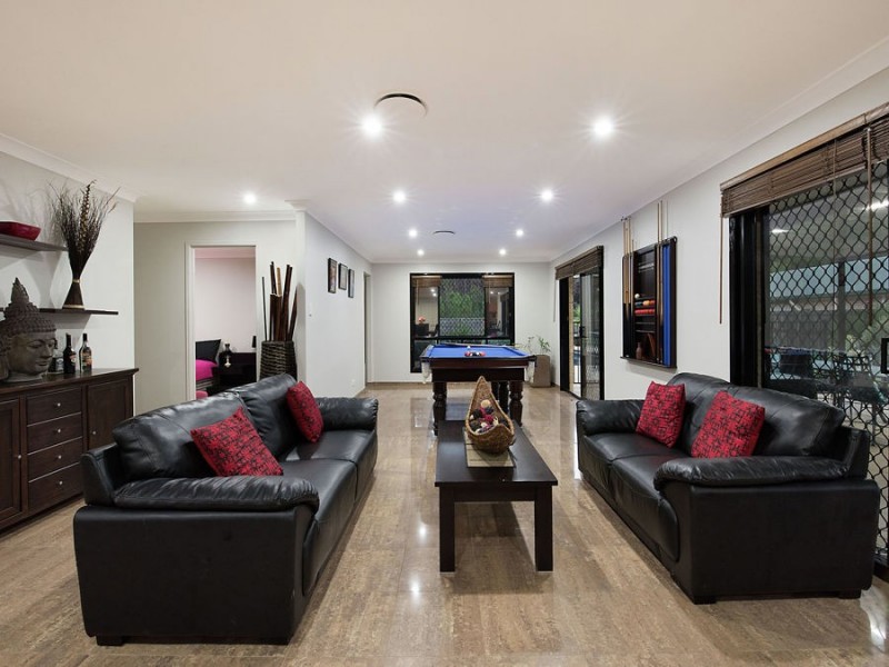 37 Koala Court, Little Mountain QLD 4551