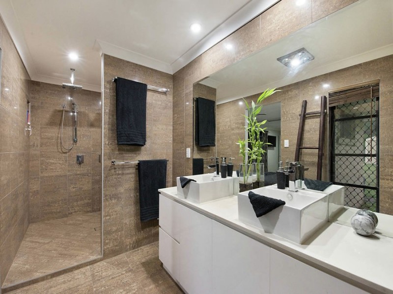 37 Koala Court, Little Mountain QLD 4551