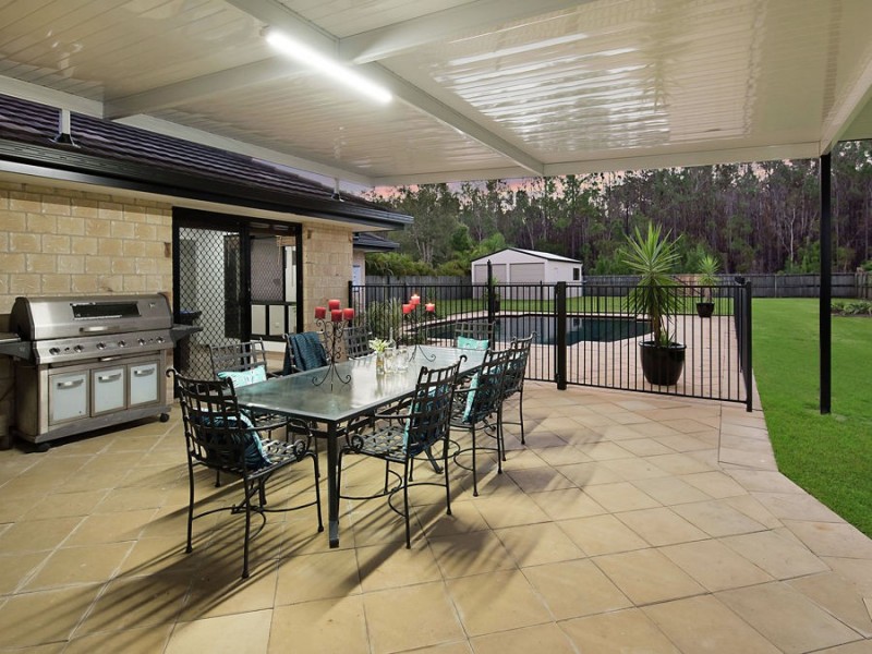 37 Koala Court, Little Mountain QLD 4551