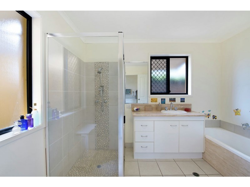 15 O’Reilly Drive, Caloundra West QLD 4551