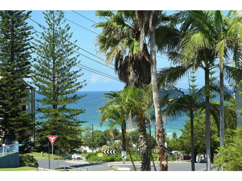 6/14 Moreton Parade, Kings Beach QLD 4551