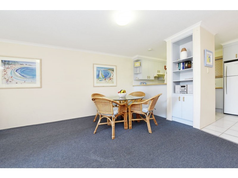 6/14 Moreton Parade, Kings Beach QLD 4551