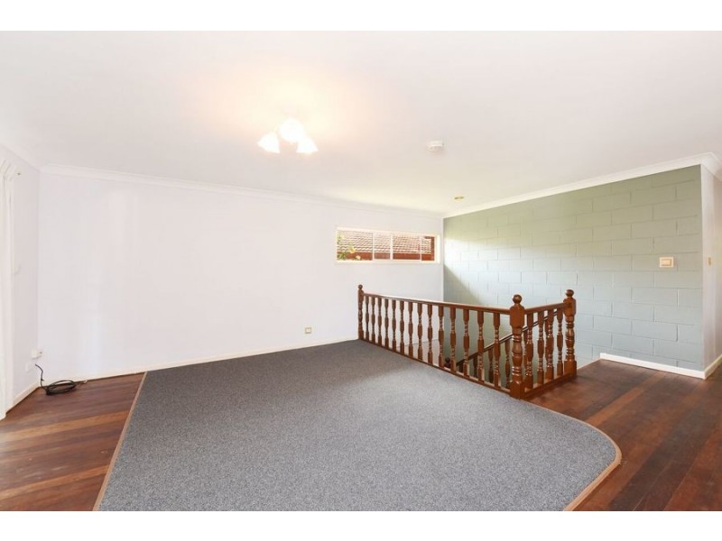 8 Beausang St, Caloundra QLD 4551
