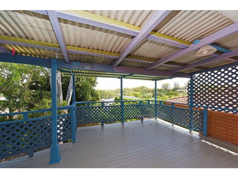 8 Beausang St, Caloundra QLD 4551
