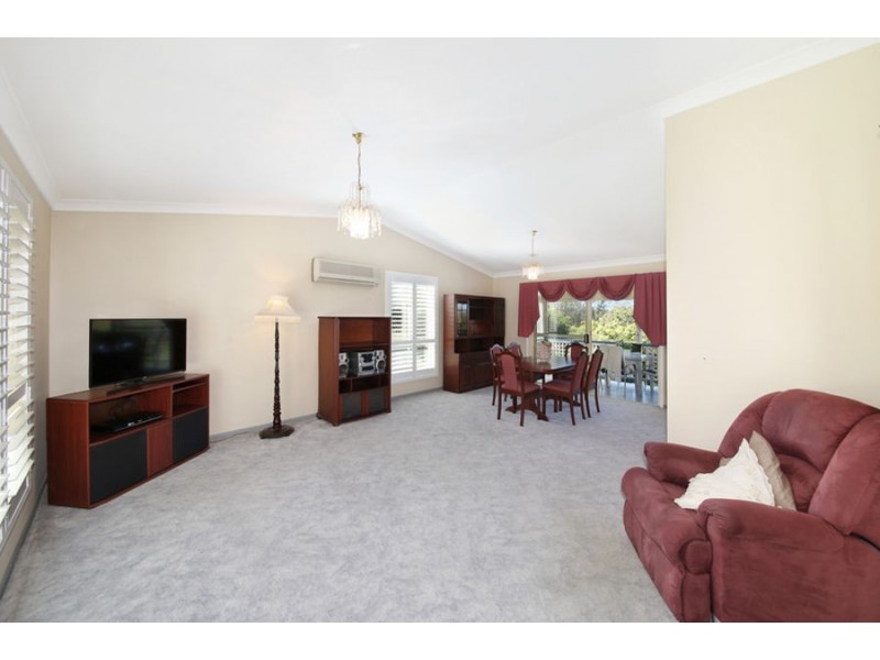 9 Ridgewood Road, Little Mountain QLD 4551