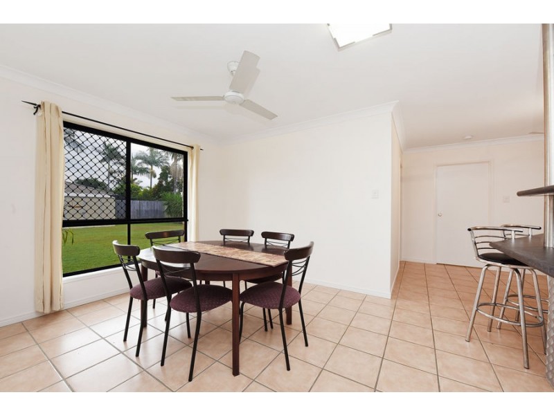 15 Kilbride Court, Caloundra West QLD 4551