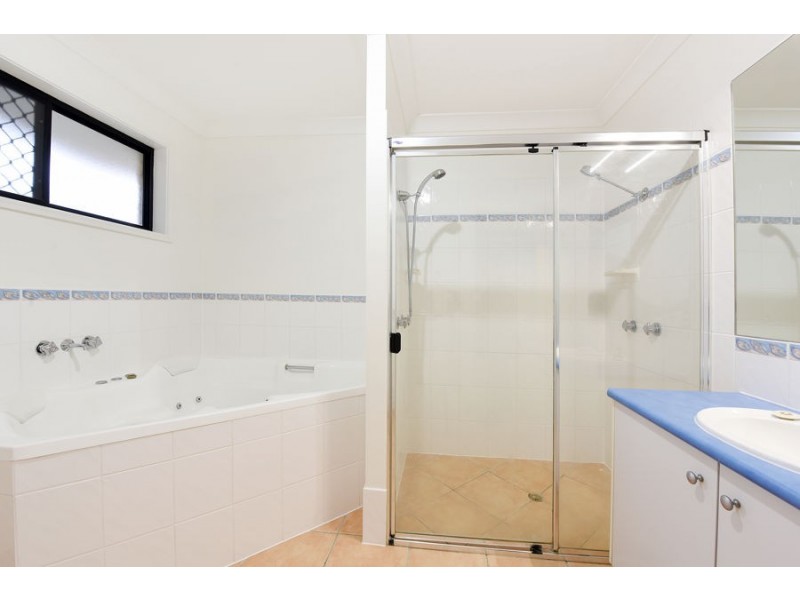 15 Kilbride Court, Caloundra West QLD 4551