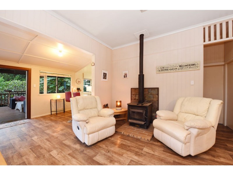 79 Flaxton Drive, Mapleton QLD 4560