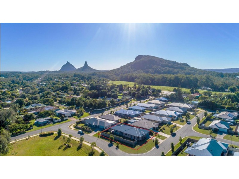 62 Clark Avenue, Glass House Mountains QLD 4518